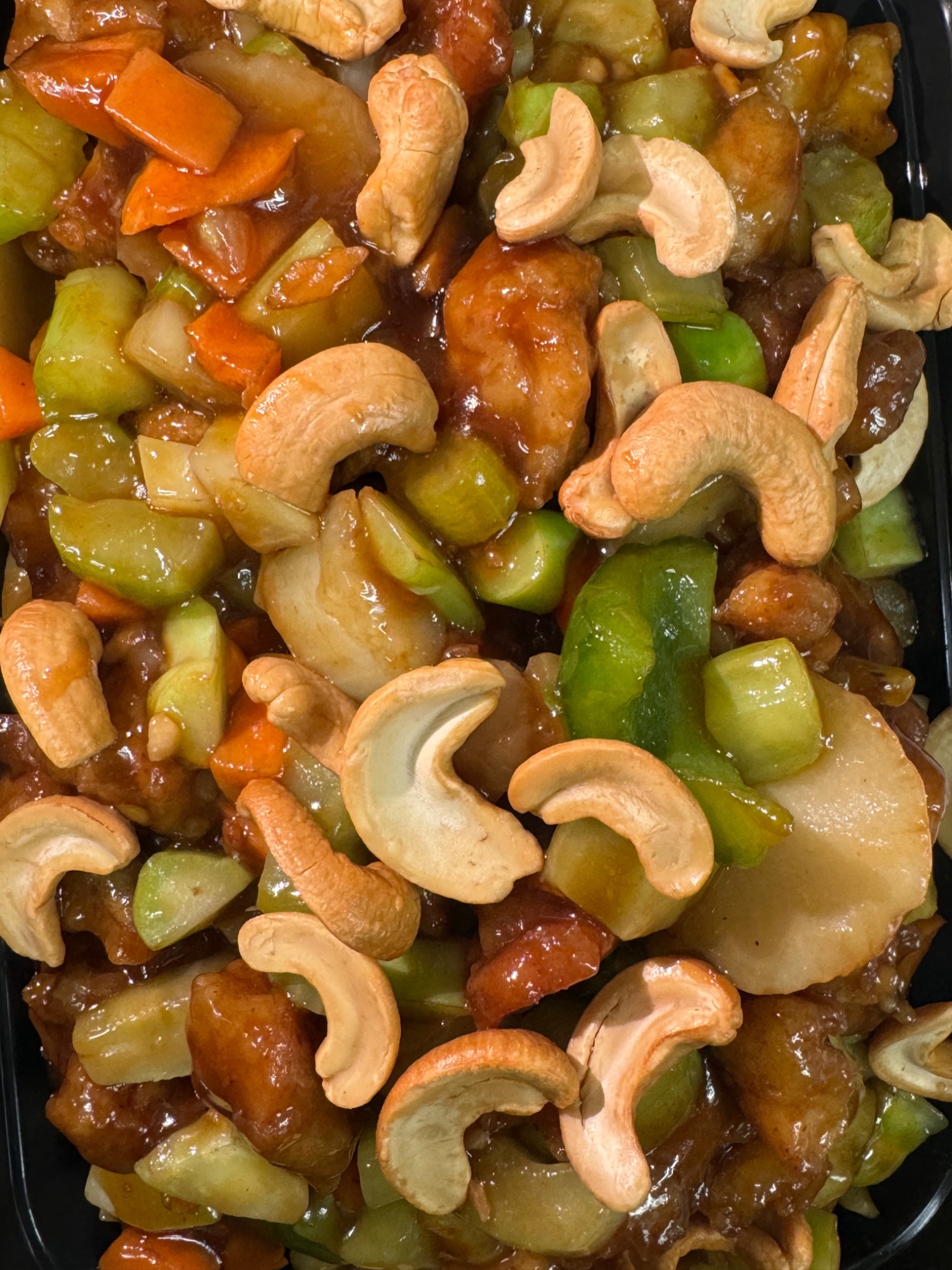 Cashew chicken catering tray